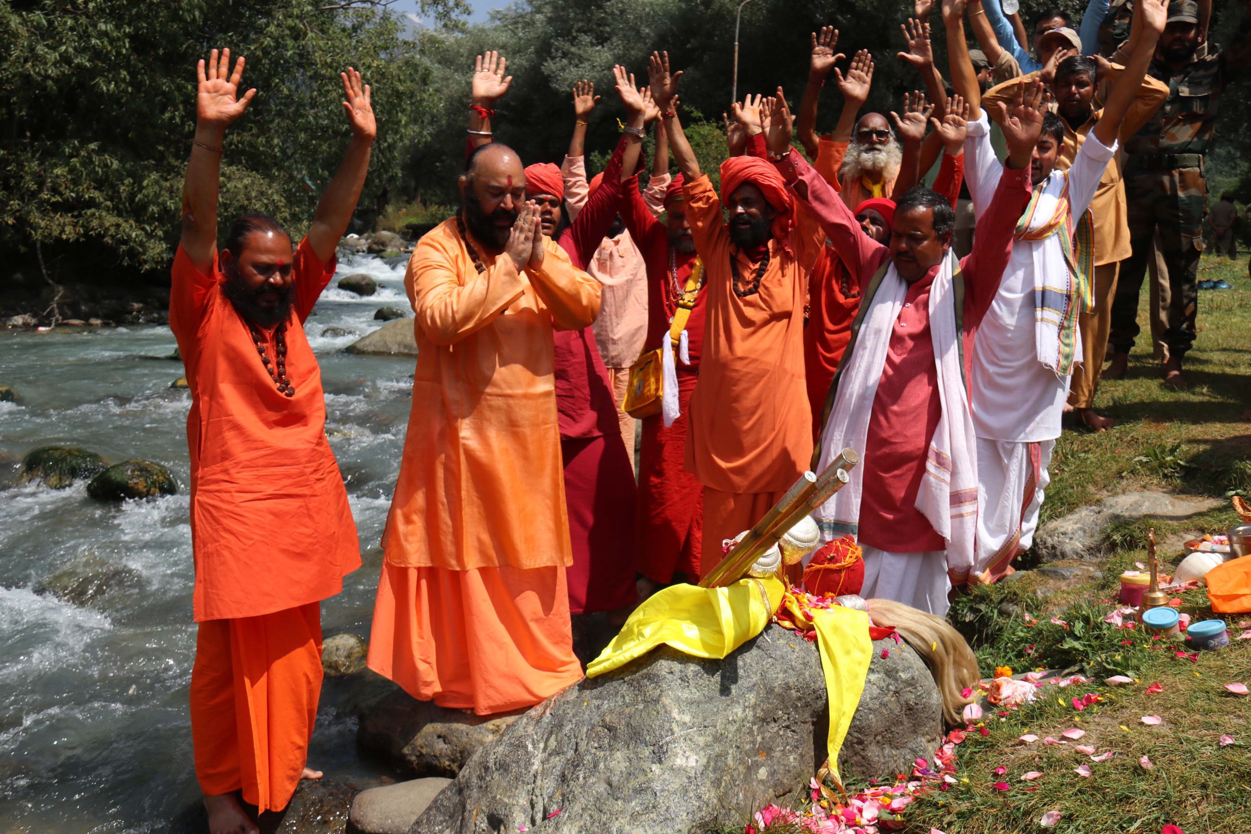 Annual Pilgrimage Of ‘Chhari-Mubarak’ Of Amarnath Yatra Concludes At Pahalgam