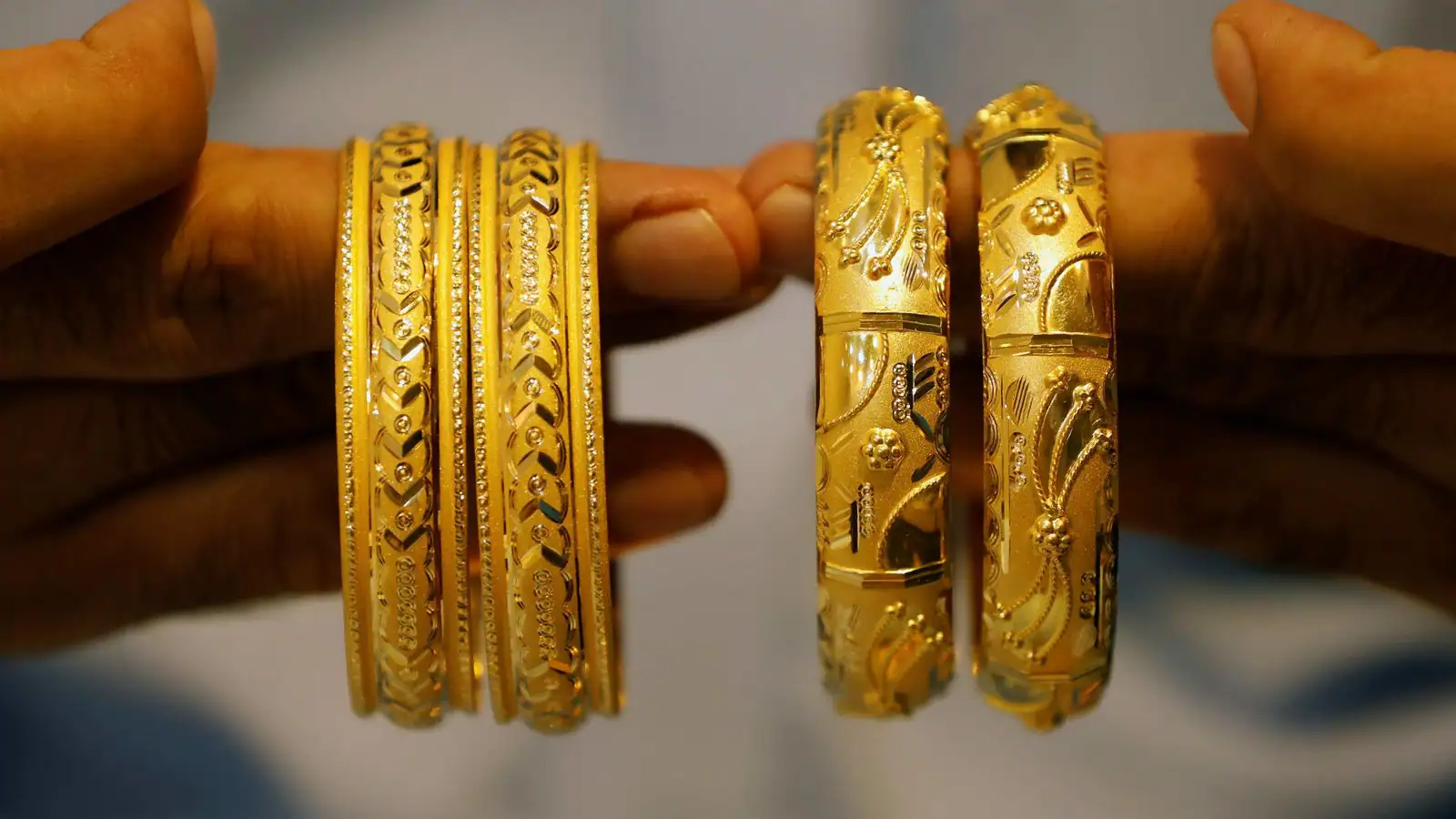 Gold May Touch Rs 77,000, Silver Rs 1 Lakh This Festive Season: Experts