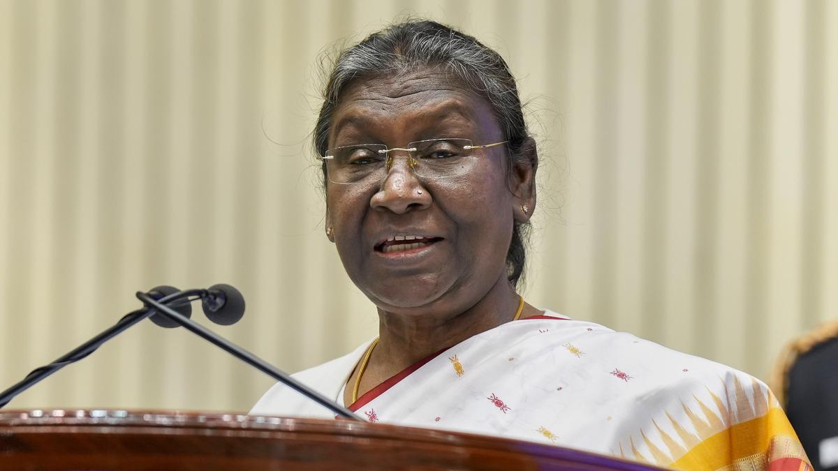 President Droupadi Murmu Calls For Timely Audit Of Public Finance