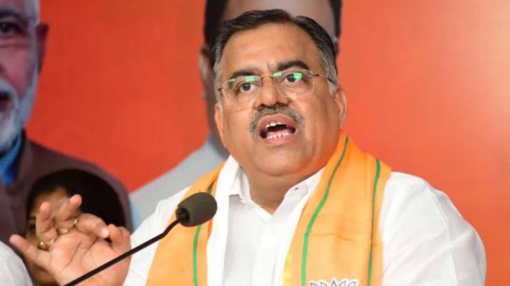 Omar Abdullah Is ‘Mr Confused’, Likes To Spread ‘Misleading’ Information: Chugh
